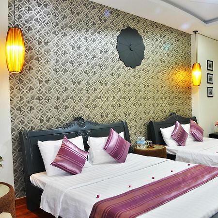 Sense Legend Hotel And Spa Хошимин Экстерьер фото