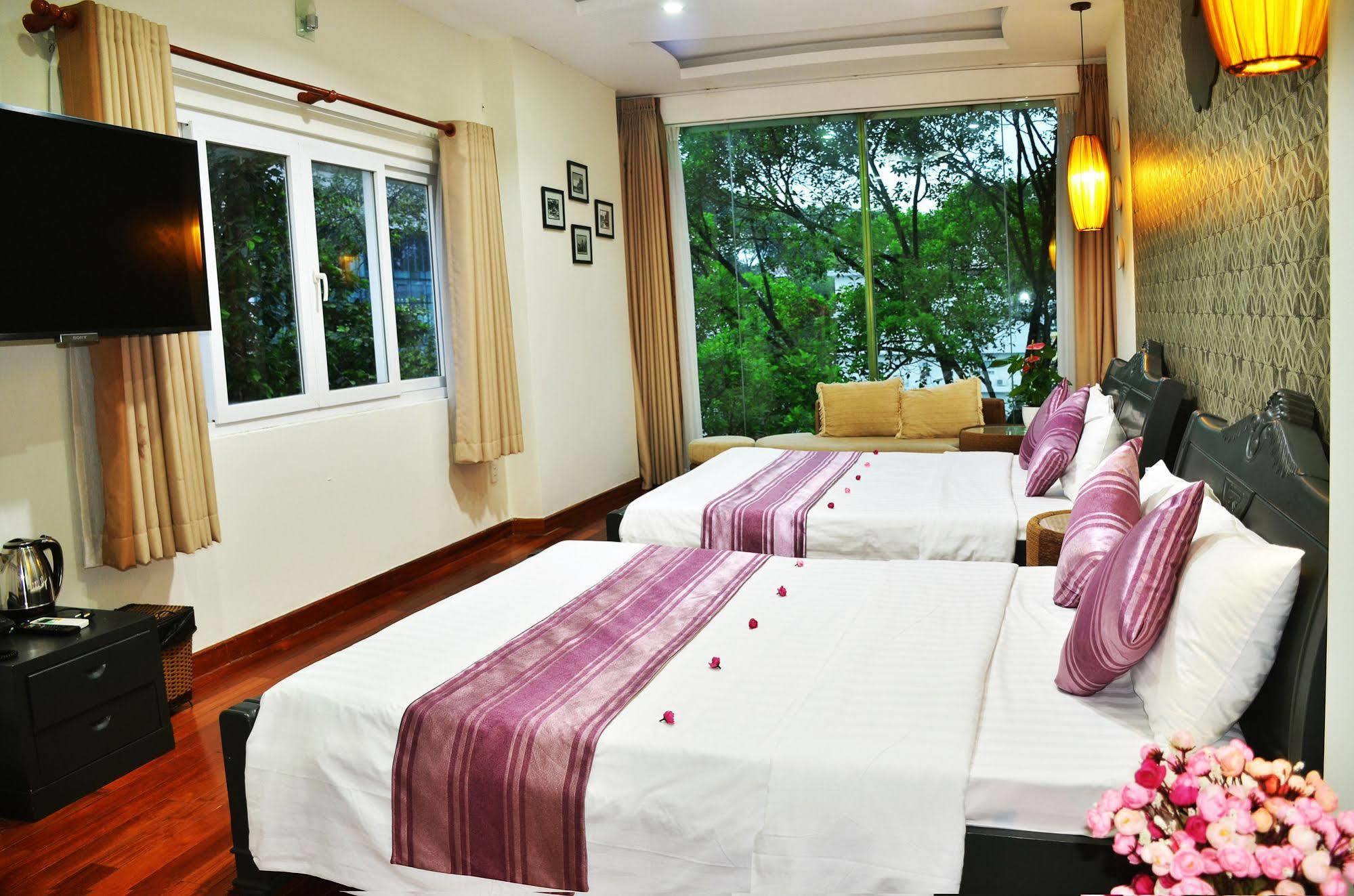 Sense Legend Hotel And Spa Хошимин Экстерьер фото